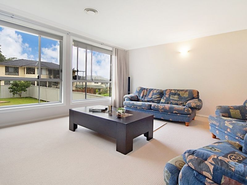 16 Heron Place, Belmont NSW 2280