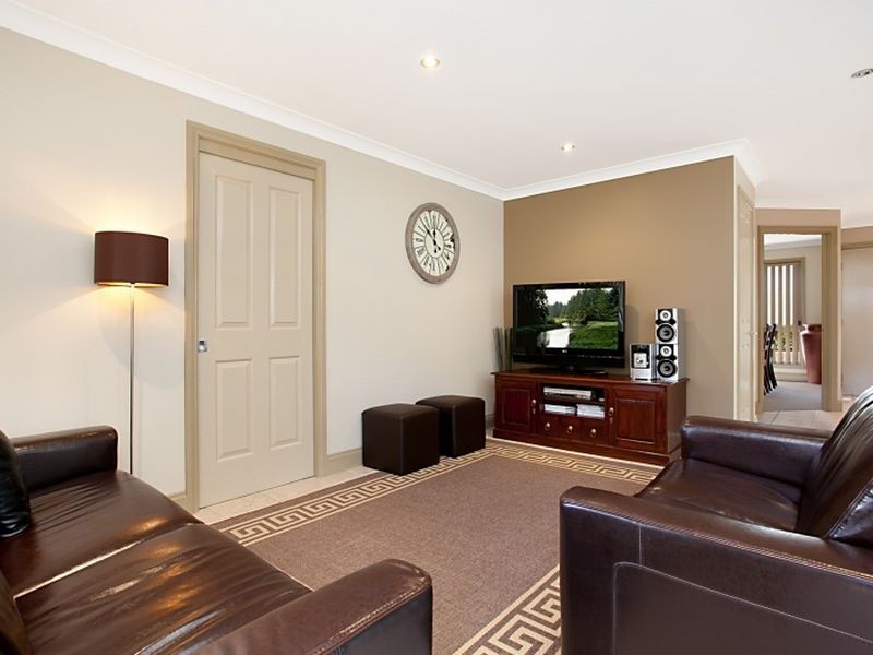 1 Arbutus Street, Valentine NSW 2280