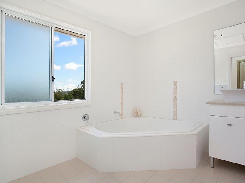 1 Arbutus Street, Valentine NSW 2280