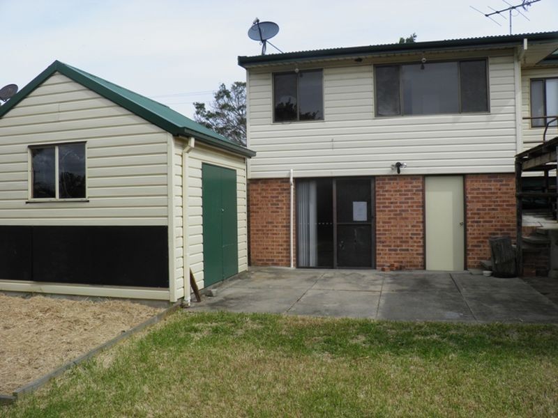 13 Emily Street, Marks Point NSW 2280