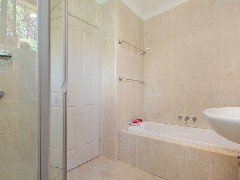 42 Haig Street, Belmont NSW 2280