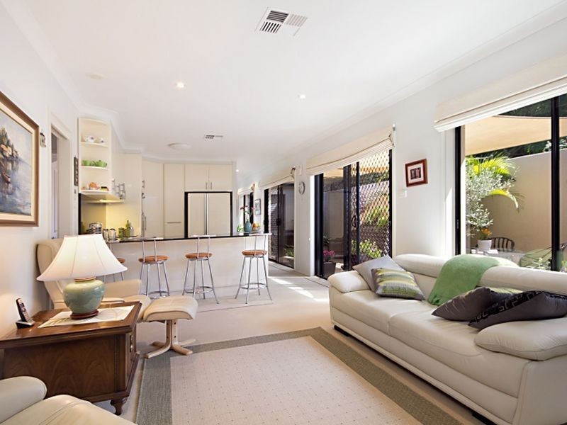 42 Haig Street, Belmont NSW 2280