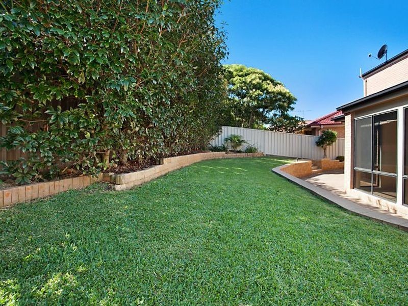 29 Geraldton Drive, Redhead NSW 2290