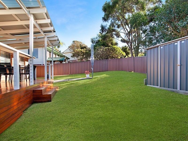 27 Calverton Crescent, Belmont North NSW 2280