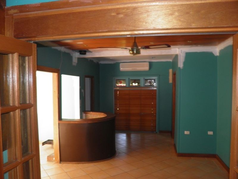 9 Docker Street, Marks Point NSW 2280