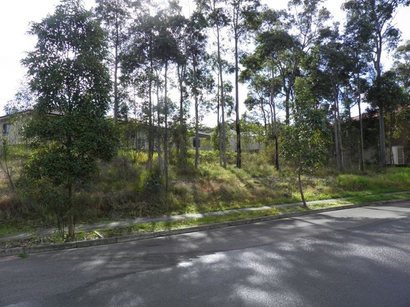 2 Hadlow Drive, Cameron Park NSW 2285