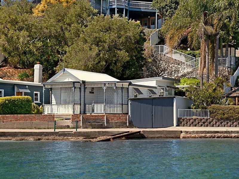 153 Marks Point Road, Marks Point NSW 2280