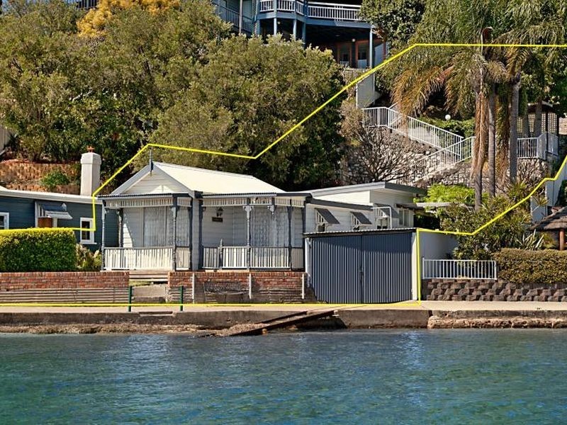 153 Marks Point Road, Marks Point NSW 2280