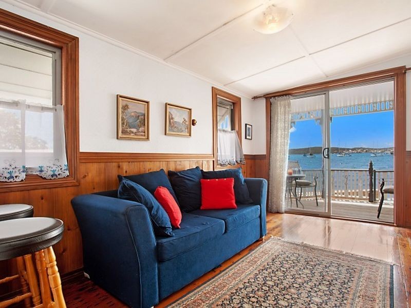 153 Marks Point Road, Marks Point NSW 2280
