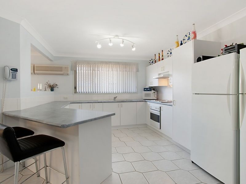 17 Dirkala Close, Belmont North NSW 2280