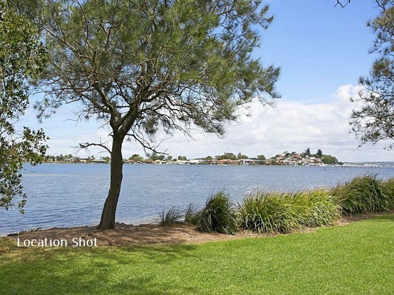 10 Clara Street, Belmont South NSW 2280