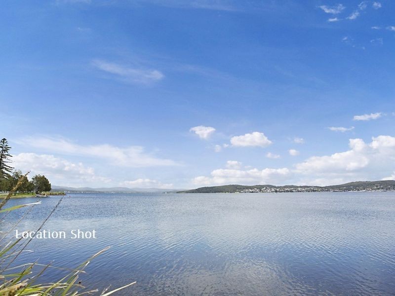 10 Clara Street, Belmont South NSW 2280