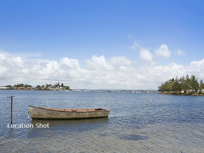 10 Clara Street, Belmont South NSW 2280