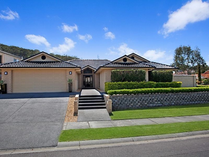 2 Heron Place, Belmont NSW 2280
