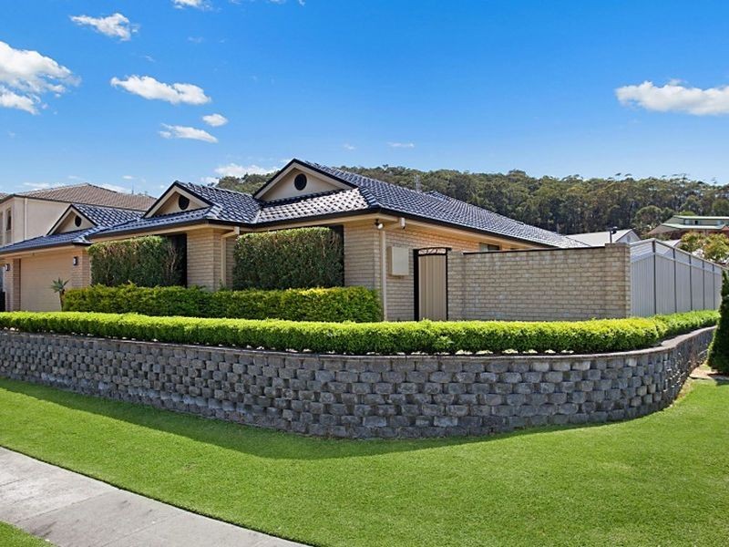 2 Heron Place, Belmont NSW 2280