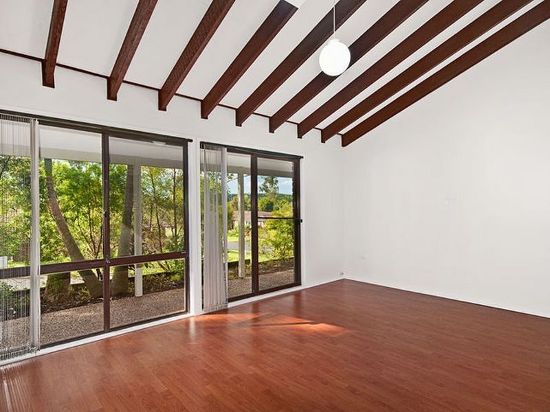 1 Saltram Close, Eleebana NSW 2282