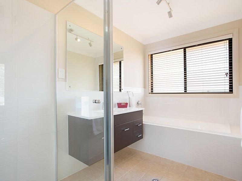 10 Regency Place, Floraville NSW 2280