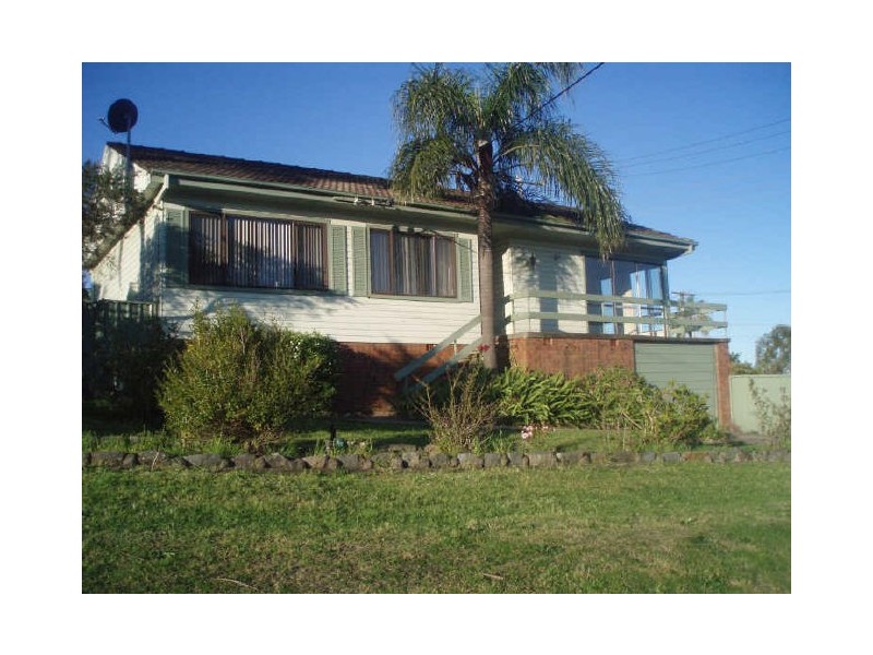 71 Wommara Ave, Belmont North NSW 2280