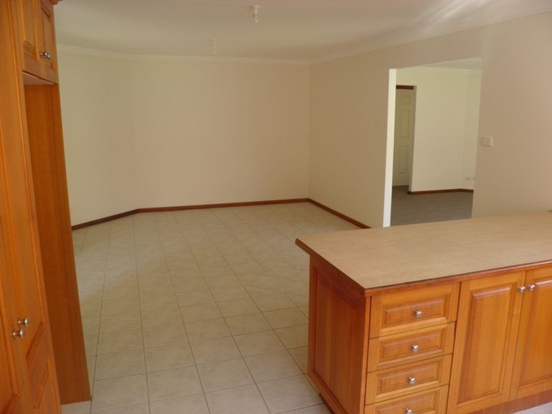 6 Teresa Close, Floraville NSW 2280