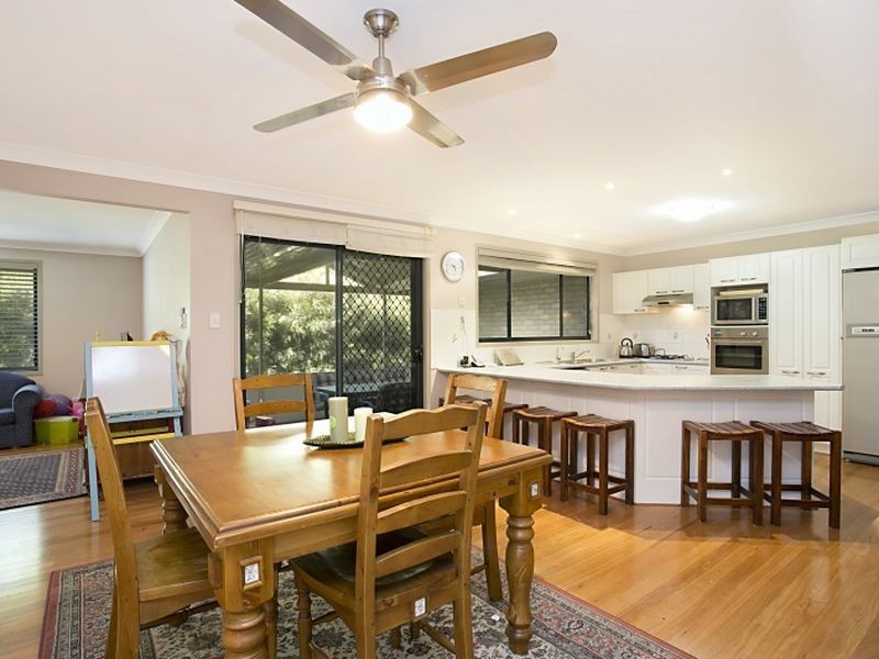 4 Kains Square, Cameron Park NSW 2285