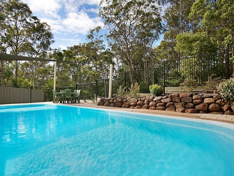 6 Victoria Street, Floraville NSW 2280