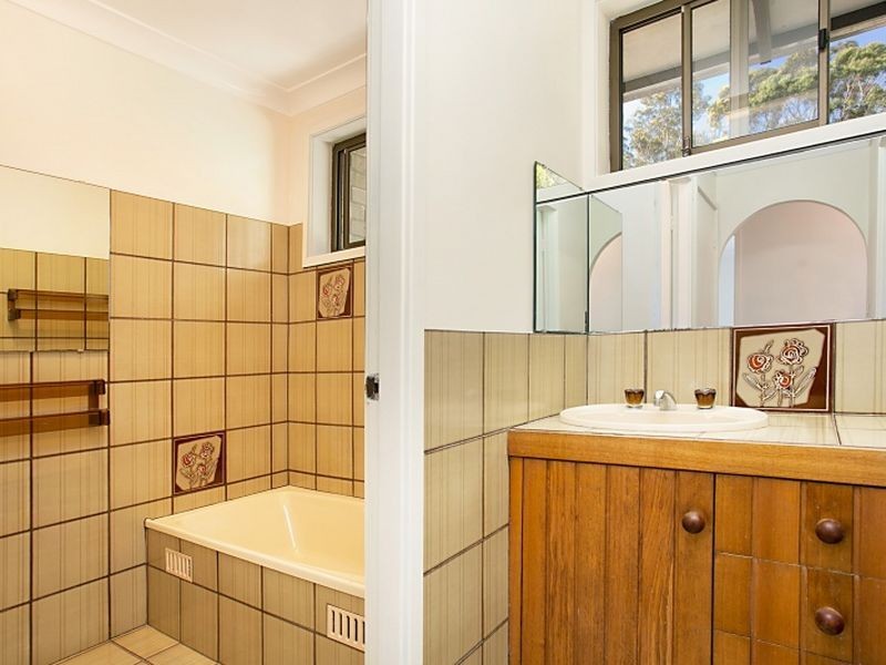 6 Victoria Street, Floraville NSW 2280