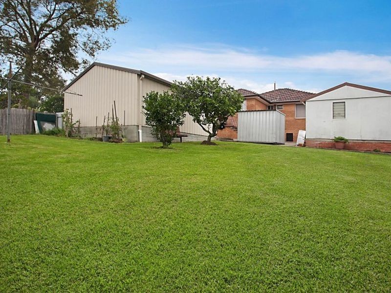 7 Leicester Avenue, Belmont North NSW 2280