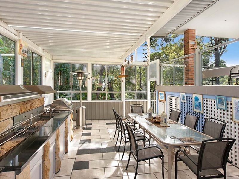 15 Crangan Bay Drive, Nords Wharf NSW 2281