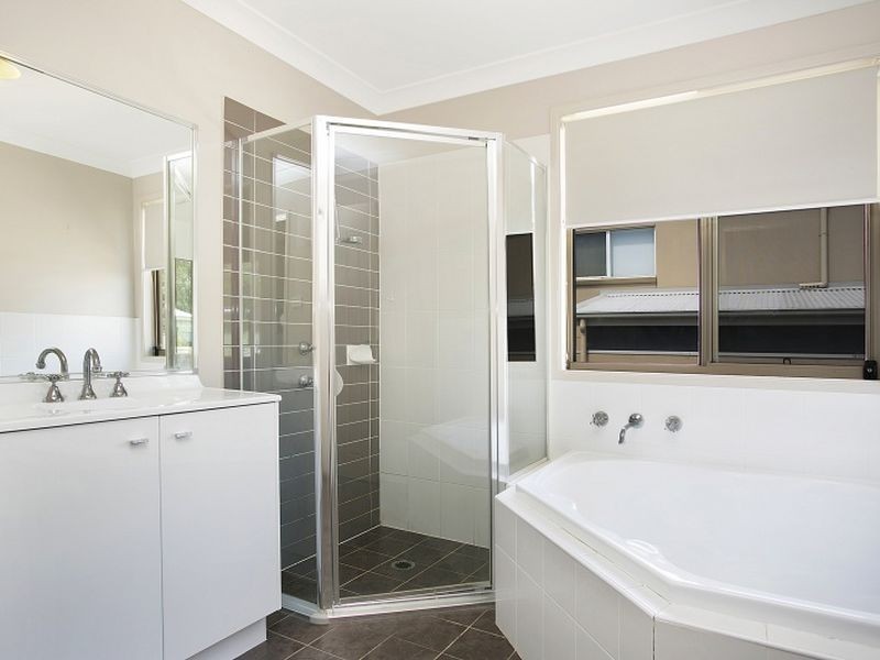 27 The Hill, Valentine NSW 2280