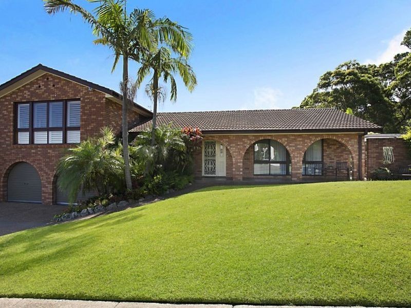 2 Camberwarra Drive, Belmont North NSW 2280