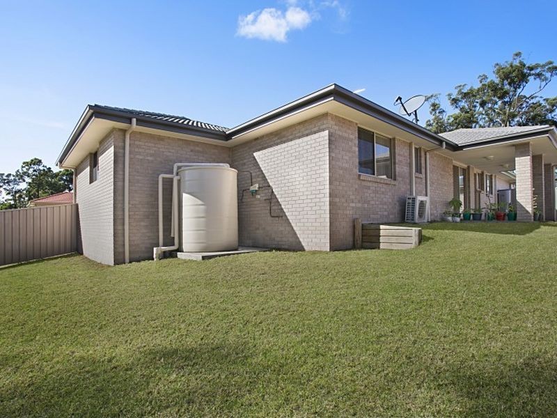 1 Gilmore Place, Cameron Park NSW 2285