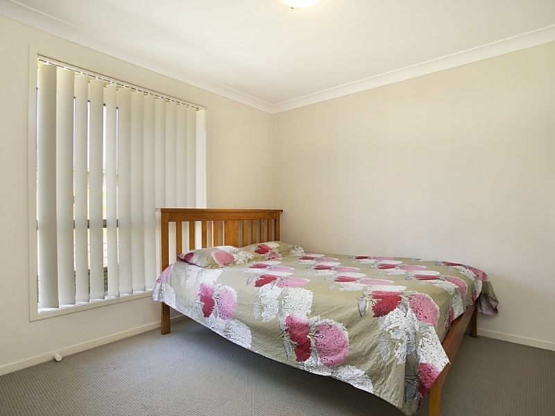 1 Gilmore Place, Cameron Park NSW 2285