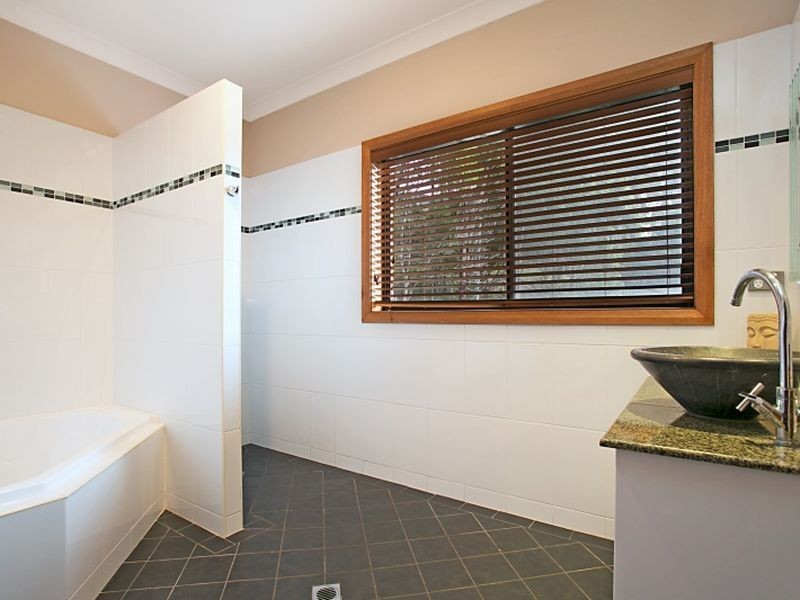 34 Park Royal Drive, Floraville NSW 2280