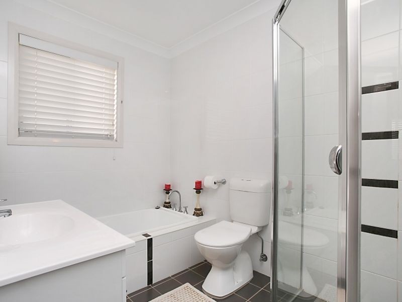 15 Siloam Drive, Belmont North NSW 2280