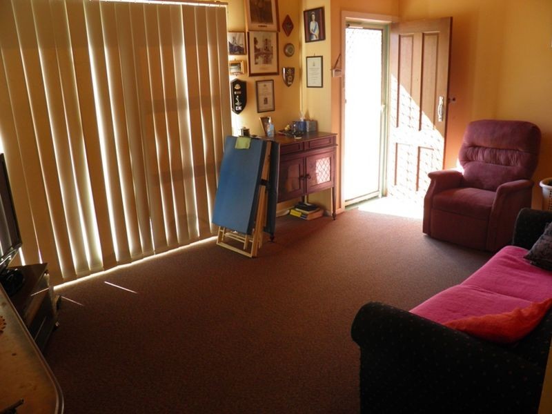 52 Golding Avenue, Belmont North NSW 2280