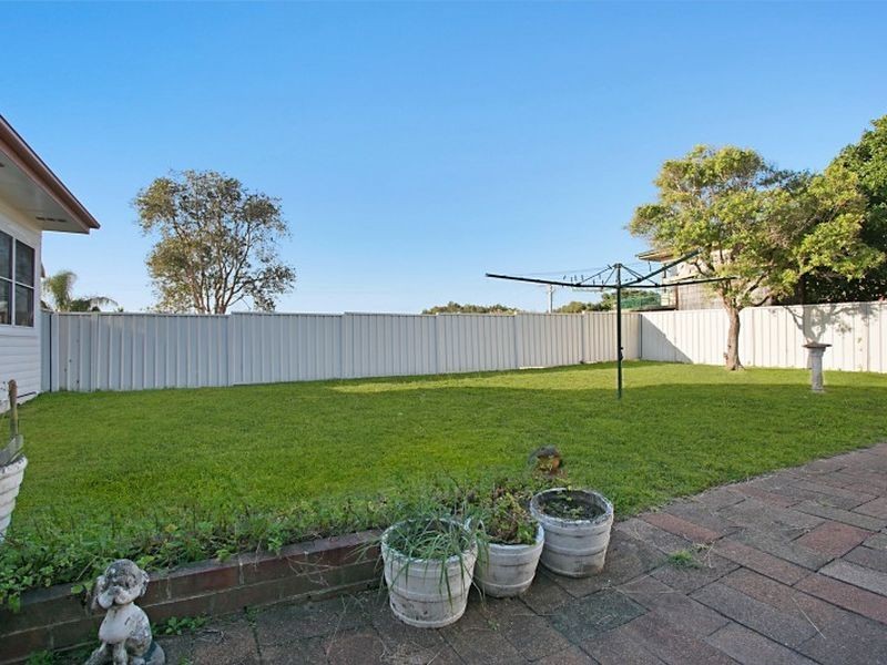 831 Pacific Highway, Belmont South NSW 2280