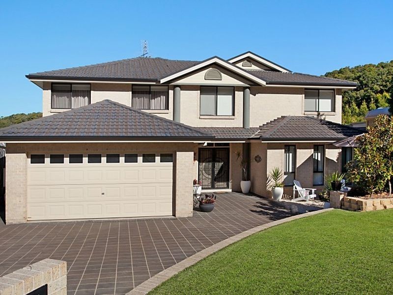 10 Whipbird Way, Belmont NSW 2280