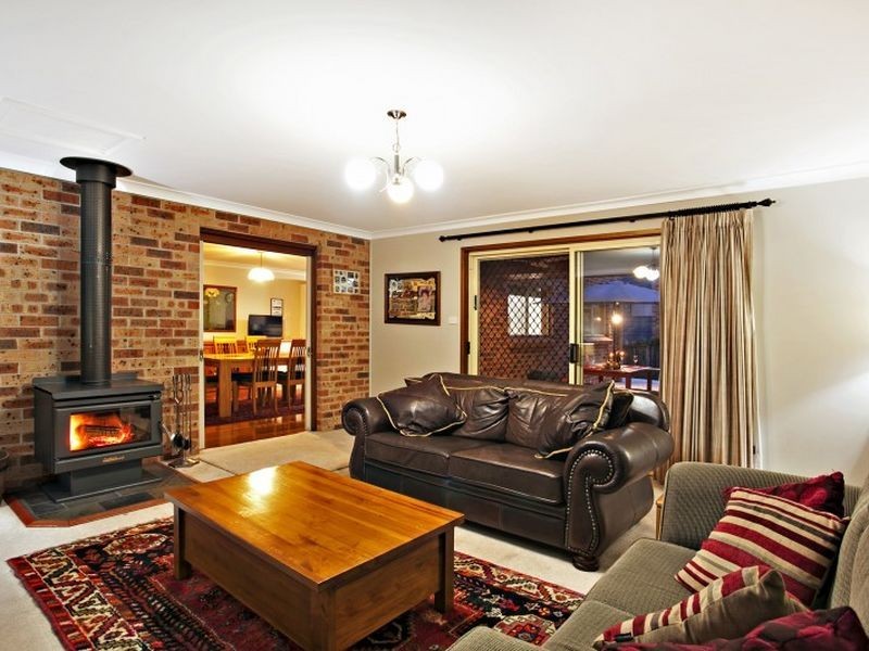 14 Wollundry Close, Eleebana NSW 2282