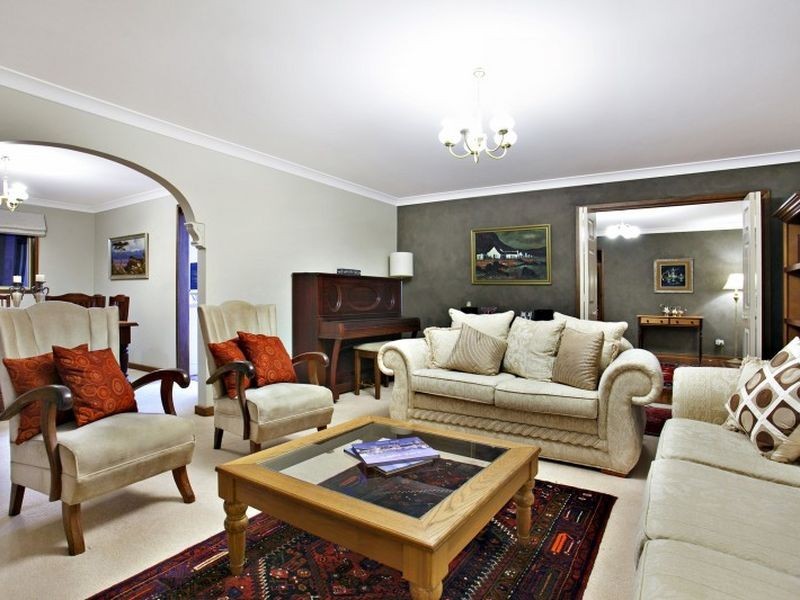 14 Wollundry Close, Eleebana NSW 2282