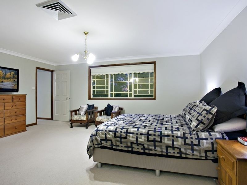 14 Wollundry Close, Eleebana NSW 2282