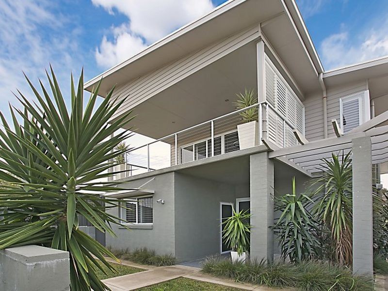 27a Brown Street, Redhead NSW 2290