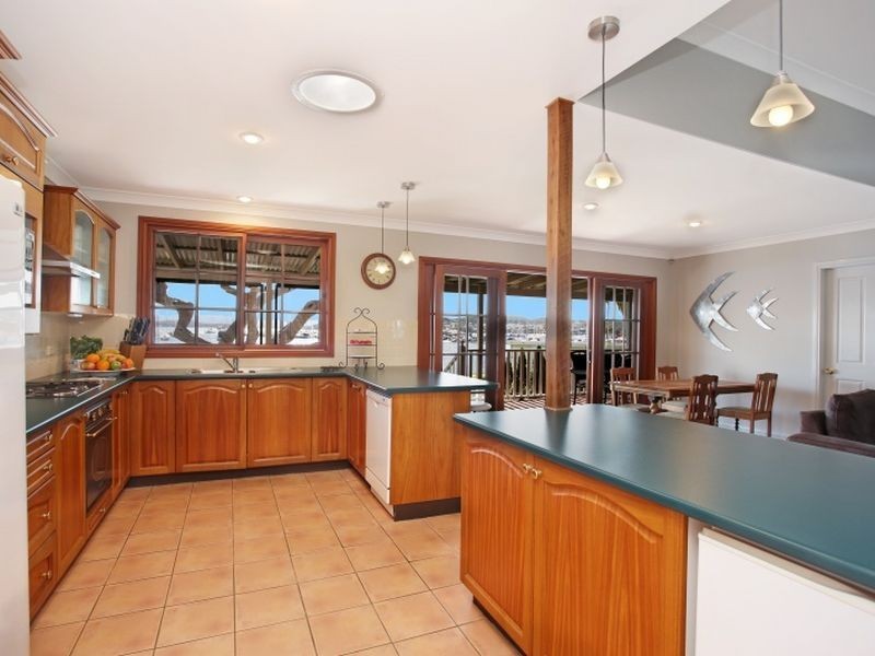 670 Pacific Highway, Belmont NSW 2280