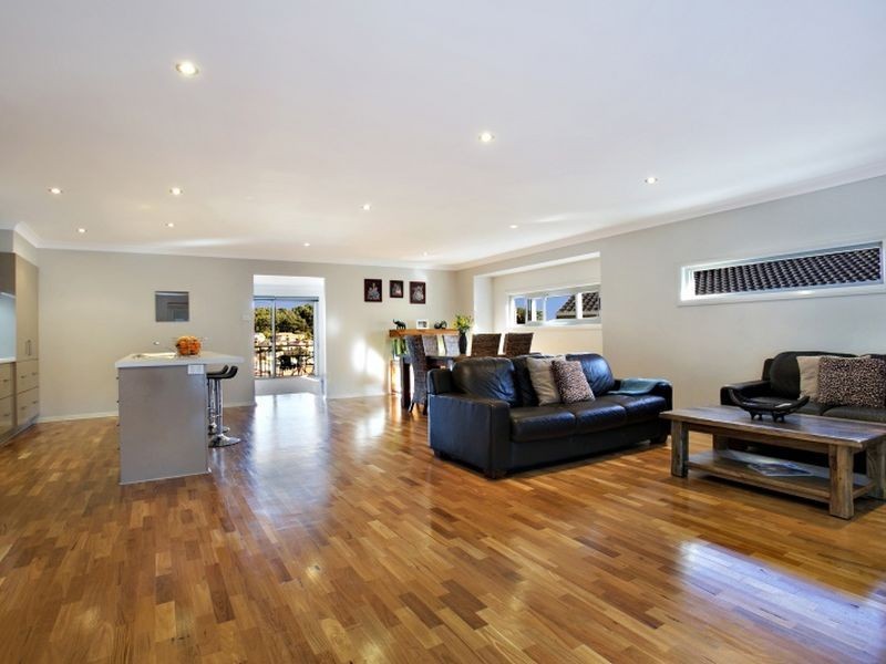 8 Sugarglider Court, Belmont NSW 2280