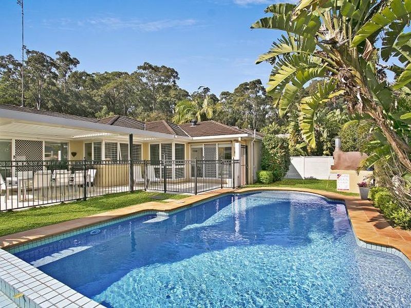 1 Gorman Close, Eleebana NSW 2282