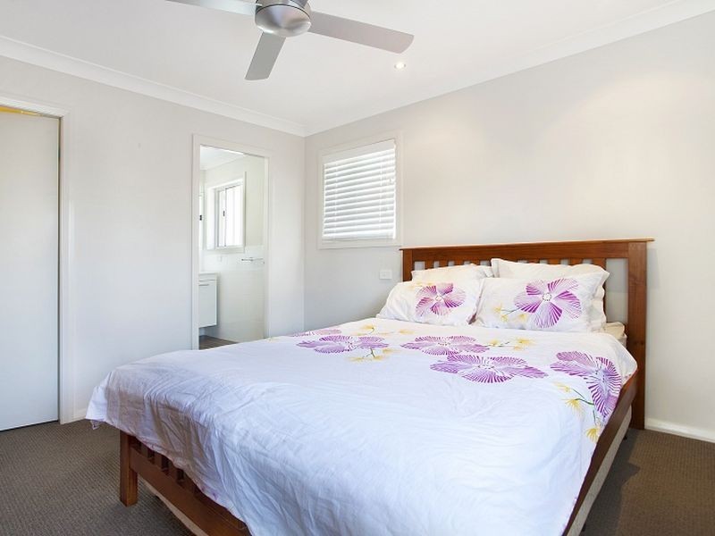 14 Siloam Drive, Belmont North NSW 2280