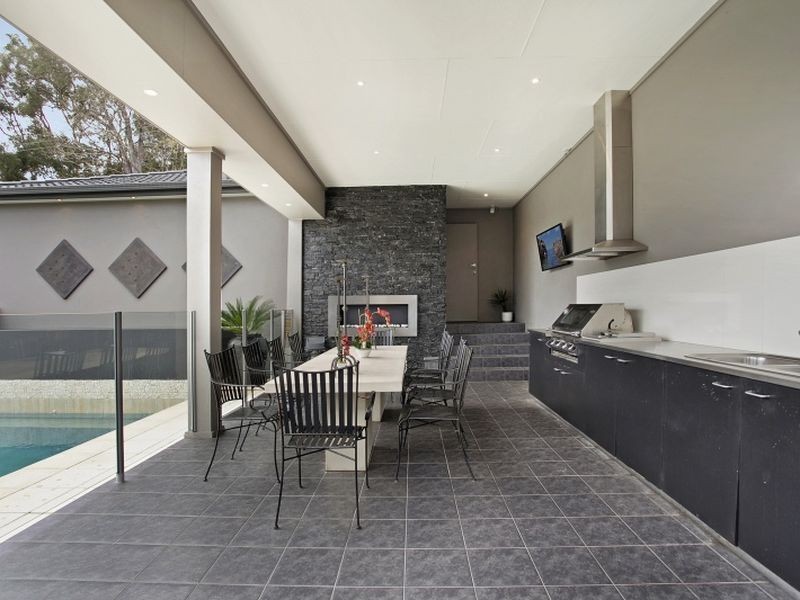 38 Pannamena Crescent, Eleebana NSW 2282