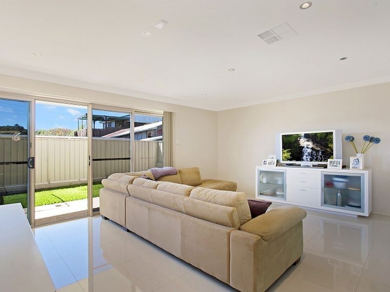 18b Beryl Street, Warners Bay NSW 2282