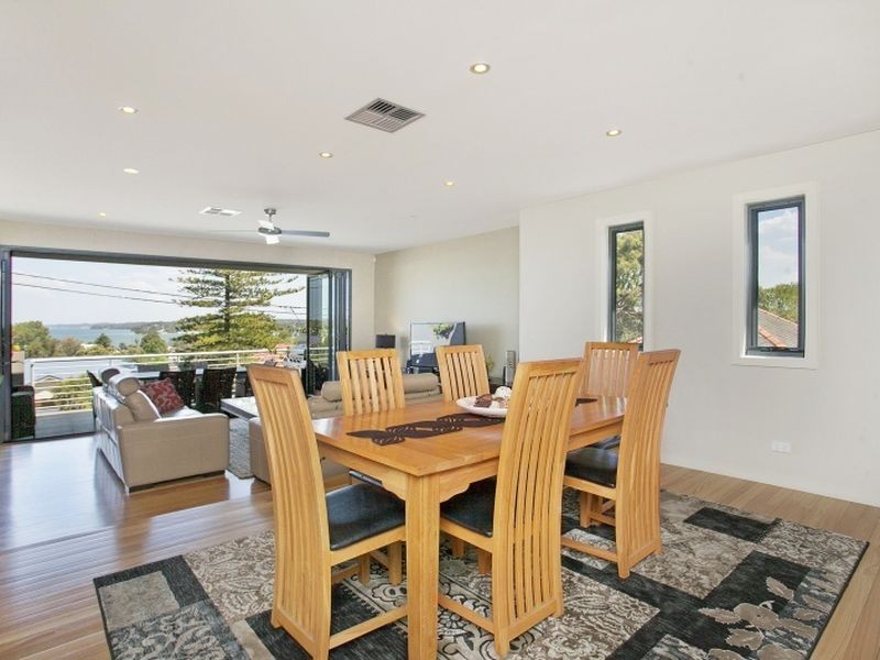 27a Council Street, Speers Point NSW 2284