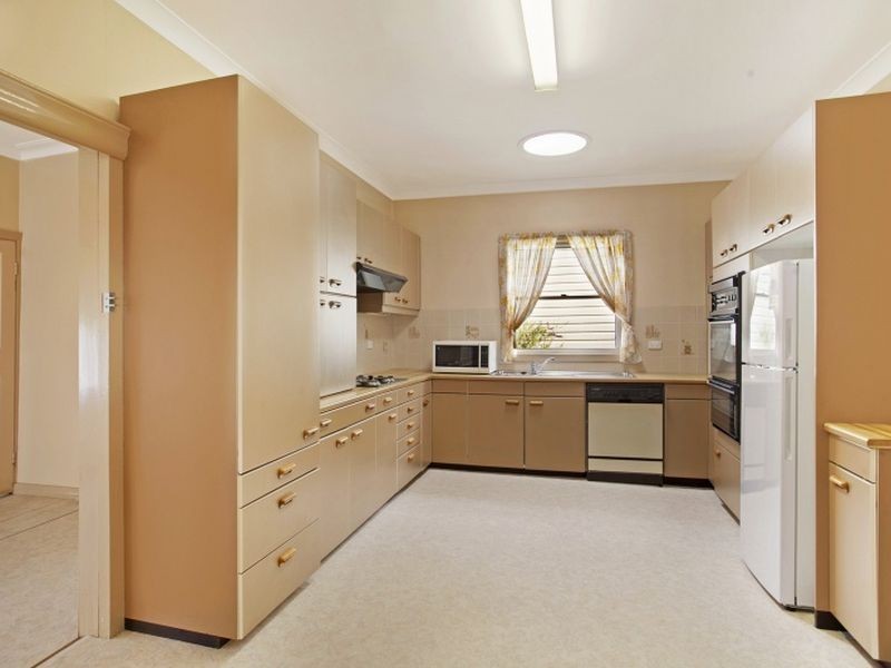 6 Bluebell Street, Belmont NSW 2280