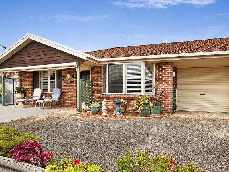 2/19 Caves Beach Road, Caves Beach NSW 2281